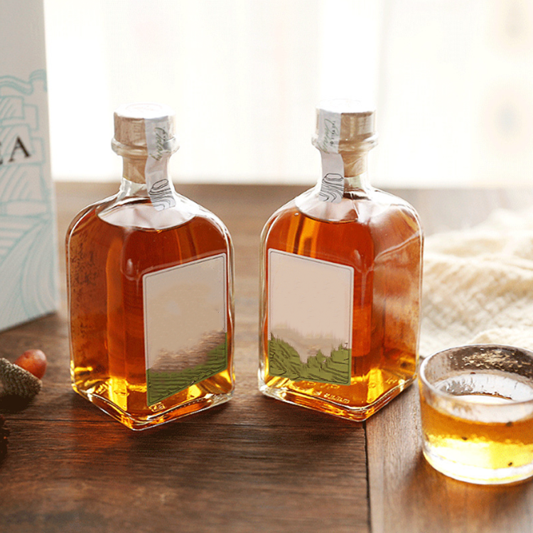 250ML Small Square Glass Bottle With Cork Lid For Whisky Vodka Rum Gin