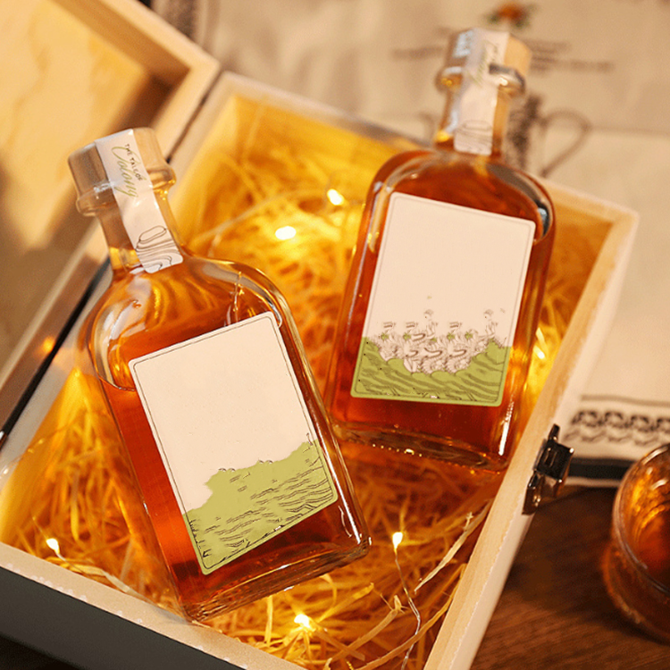 250ML Small Square Glass Bottle With Cork Lid For Whisky Vodka Rum Gin