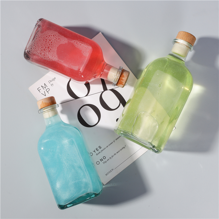 250ml 300ml 500ml Square Glass Bottle With Wood Cork