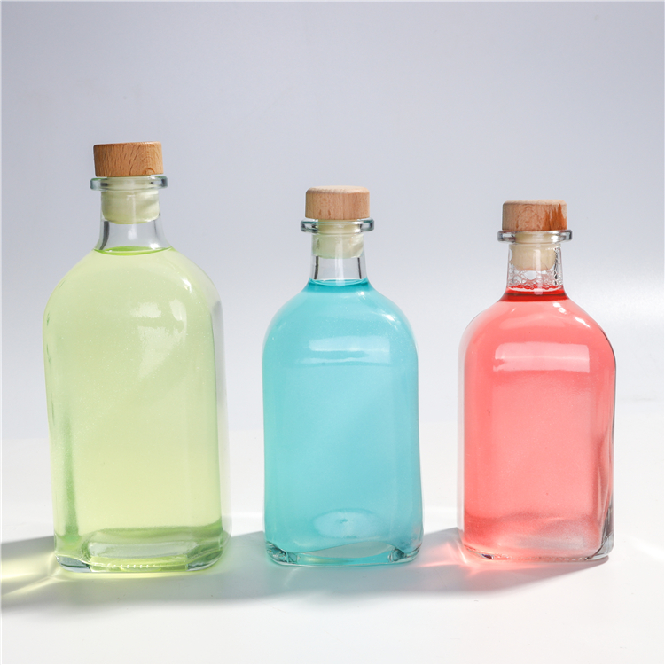250ml 300ml 500ml Square Glass Bottle With Wood Cork