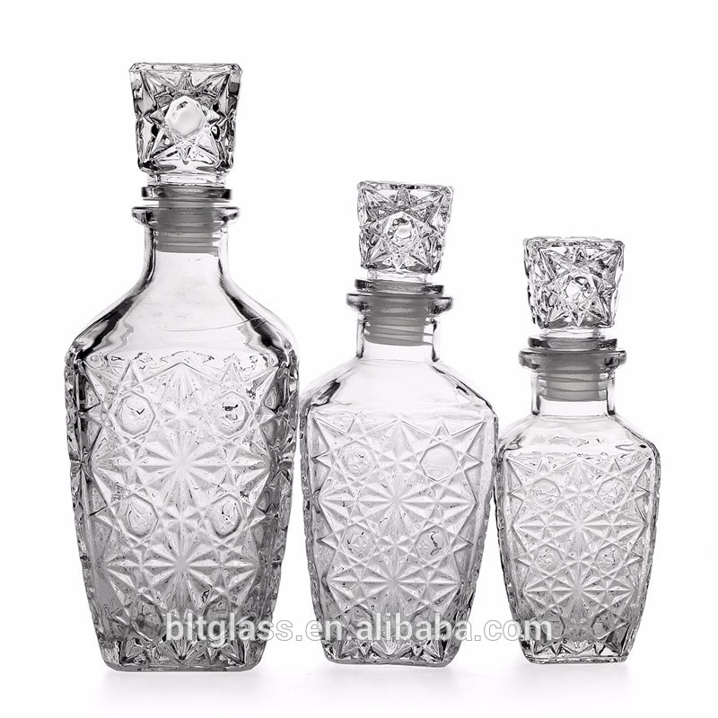 250ml 500ml 1000ml Antique Square Shape Clear Glass bottle Wine decanter for Beer Whisky