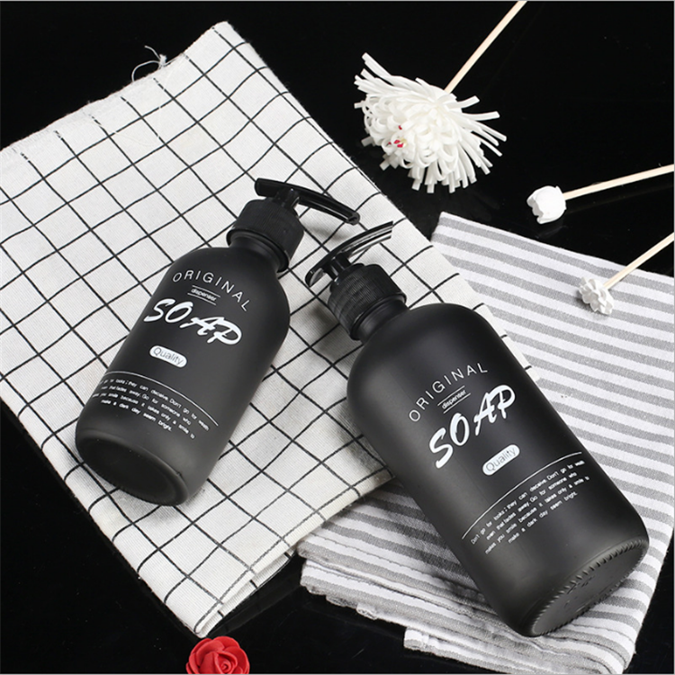 250ml 500ml Black round boston liquid soap foam glass hand washing bottle with black poly cone lid