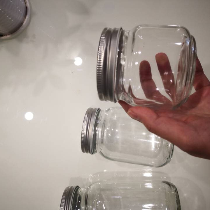 250ml Square Round Glass Mason Jar/Peanut Butter Jar With Sliver /Golden Lid