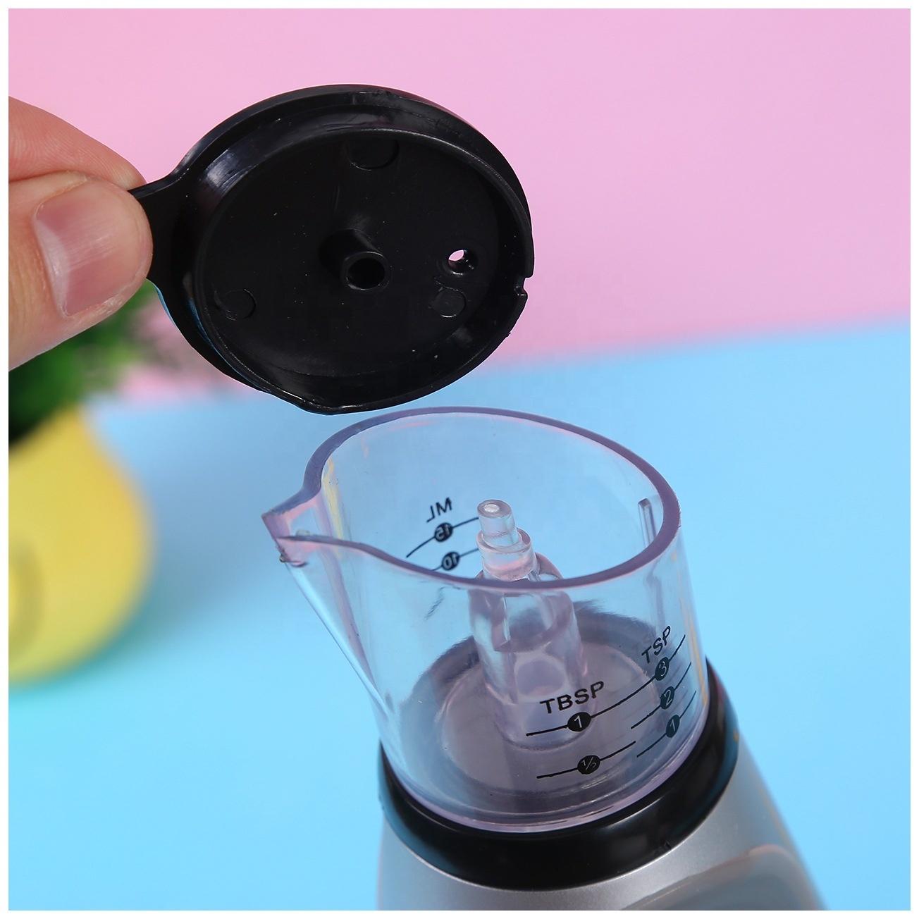 250ml and 500ml Olive oil dispenser bottle cooking oil and vinegar dispenser with drip-free spouts for kitchen