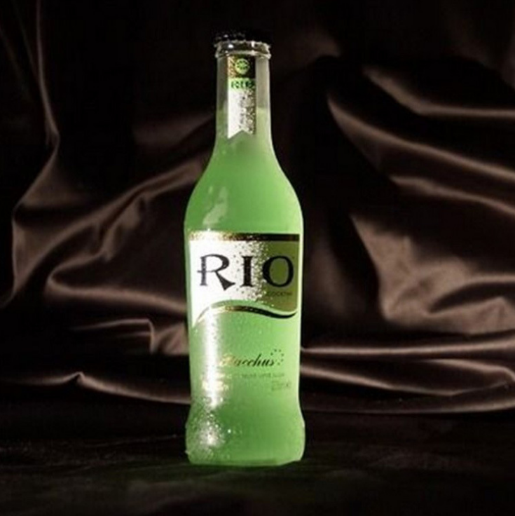 275ml clear empty rio cocktail glass bottle with crown cap