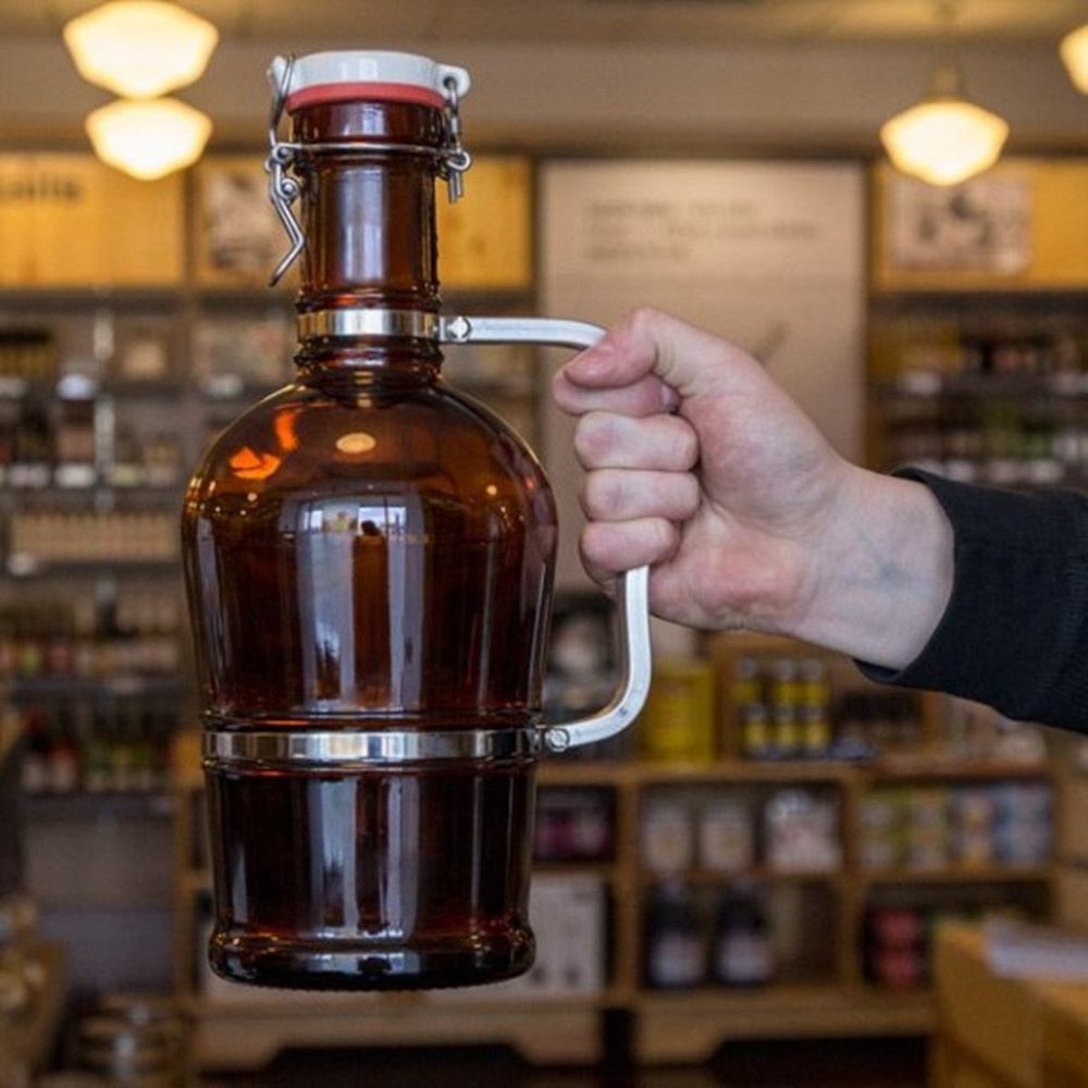 2L amber beer growler