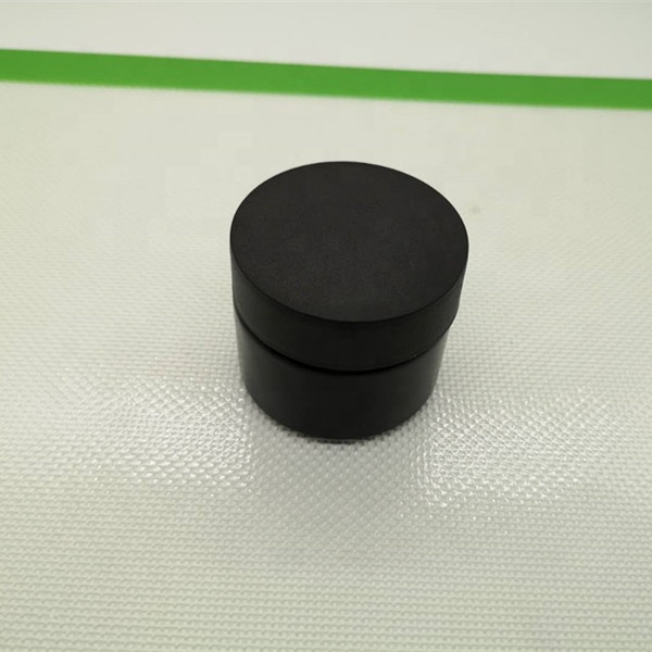 2OZ CHILD RESISTANT GLASS JARS WITH BLACK CAPS - 3.5 GRAMS SMOOTH TOP