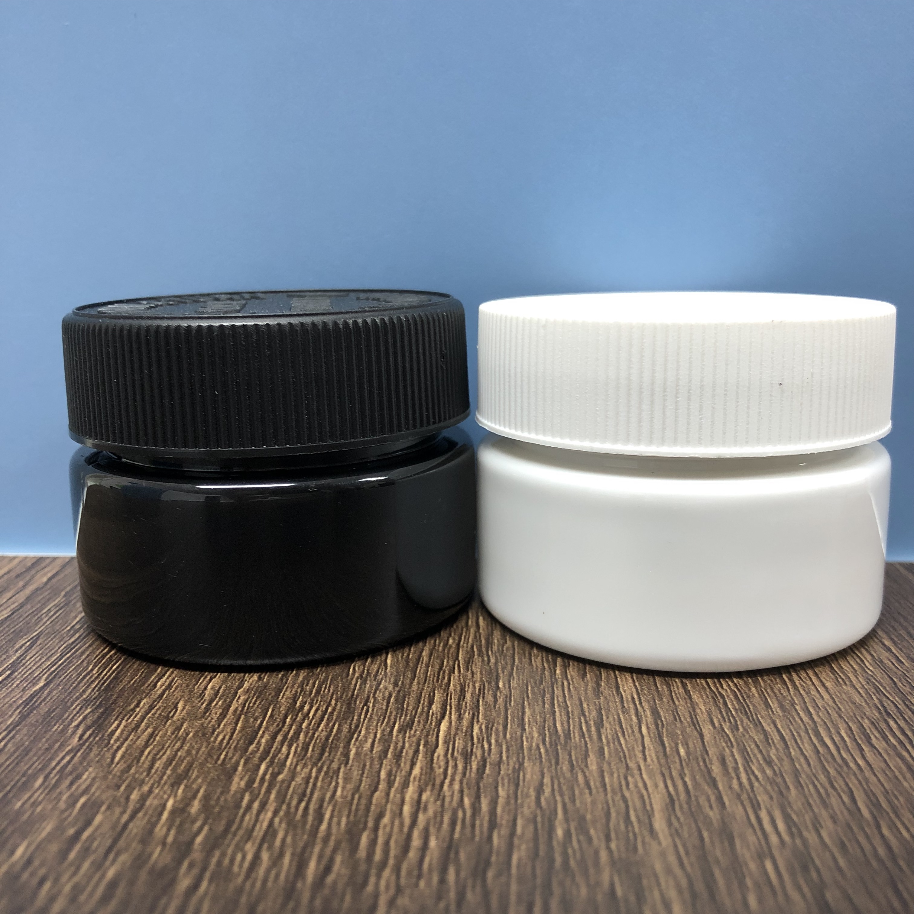 2oz CRC PET Jar Childproof PET jar Plastic Cylinder Medicine Pharma Jar Opaque color with Press Cap Wholesale