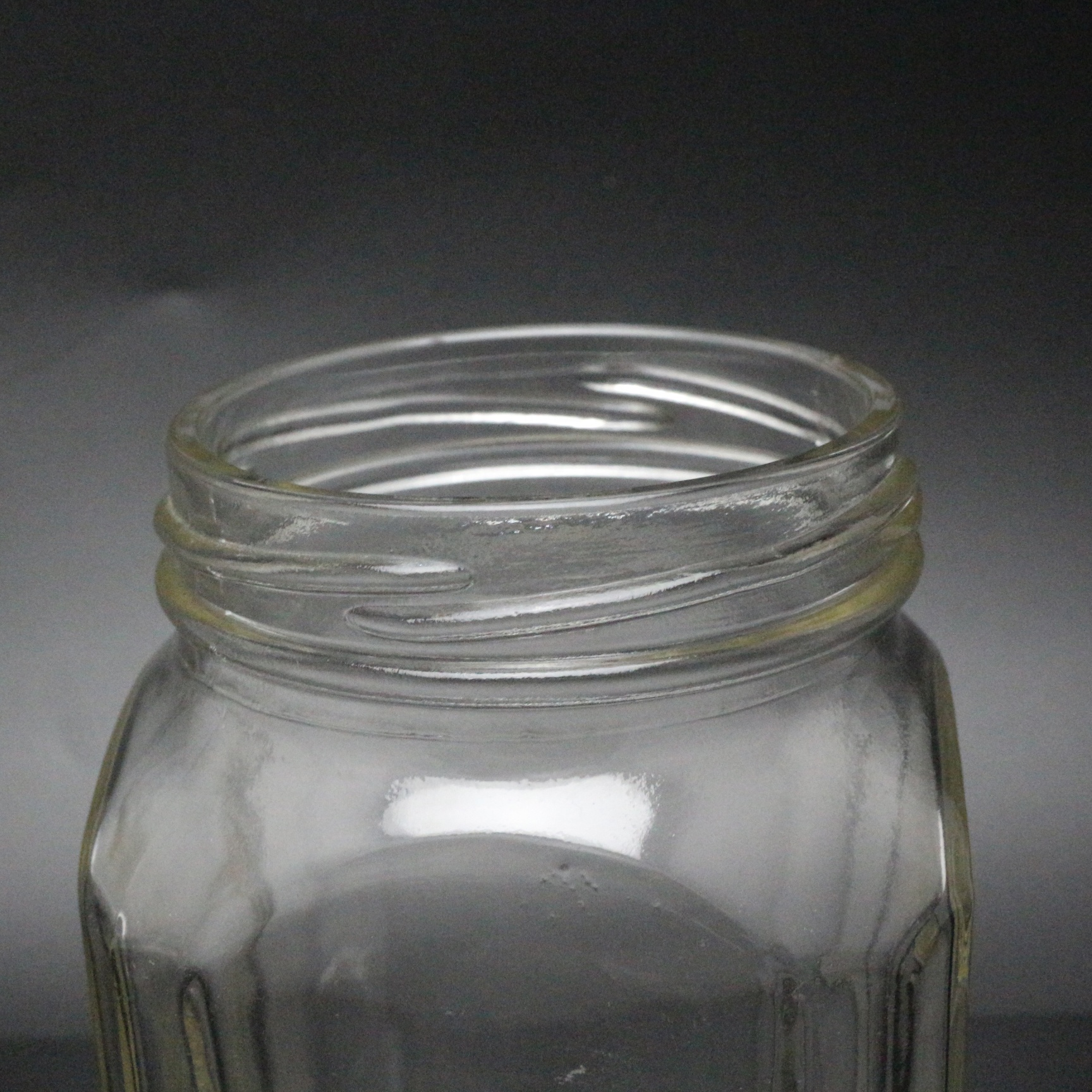 3.75 oz 110 ml 4.6oz 6oz 190ml 10oz 290ml Victorian Square Glass Jar with Gold Lid