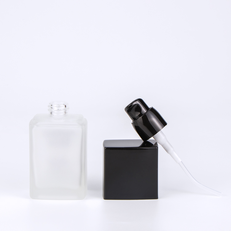 30 35 ml bb cream squeeze cosmetic lotion spray packaging liquid foundation cream frosted glass bottles with pump cap