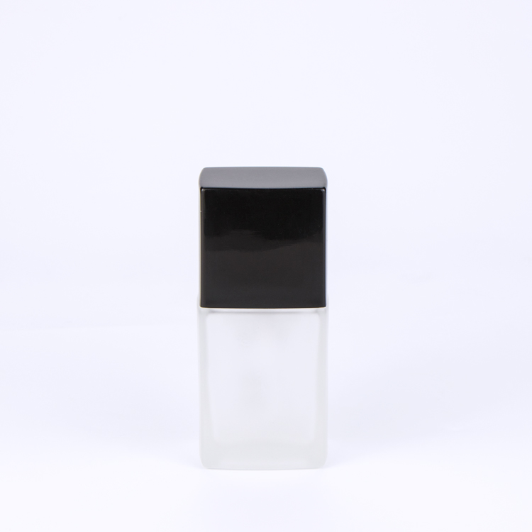 30 35 ml bb cream squeeze cosmetic lotion spray packaging liquid foundation cream frosted glass bottles with pump cap