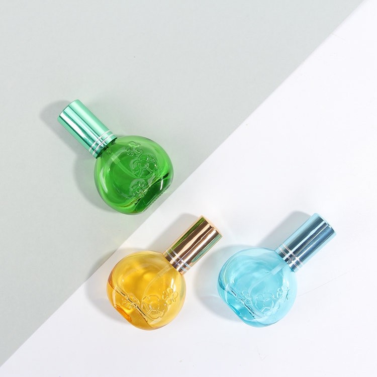 30 ml Custom red green yellow color painting spray perfume spray pump glass bottle with gold pump
