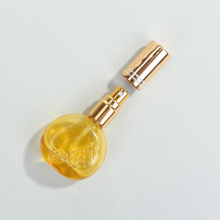 30 ml Custom red green yellow color painting spray perfume spray pump glass bottle with gold pump