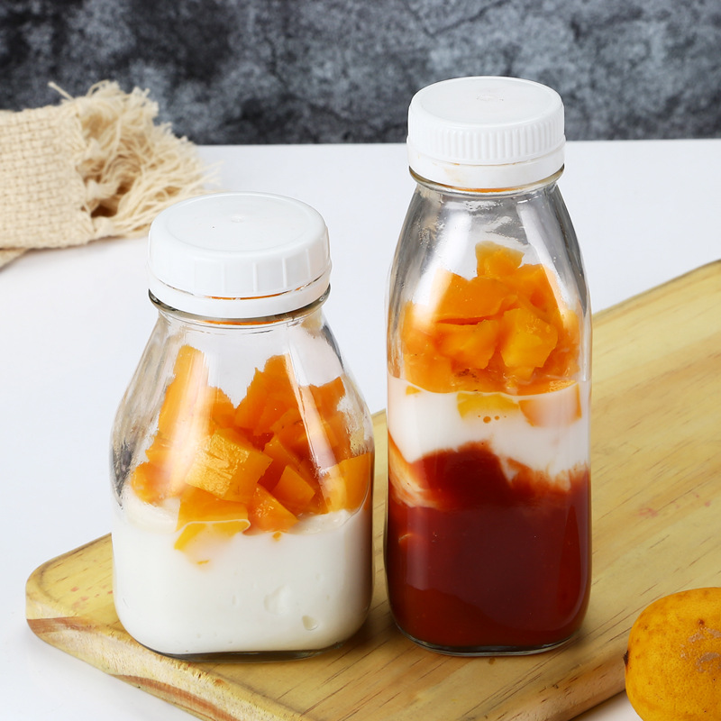 300ml 400ml 500ml 1000ml French Square Glass Milk Juice Bottle with Plastic Lid