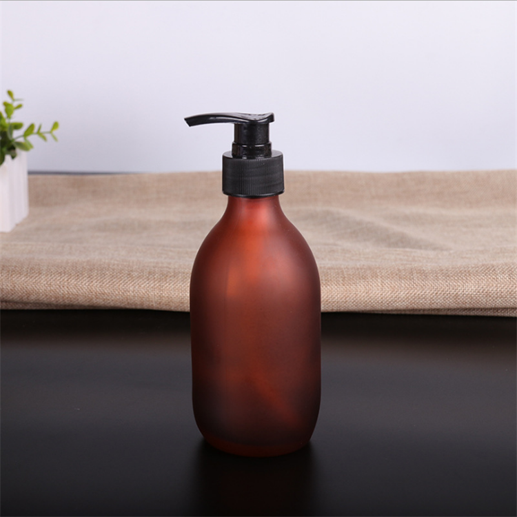 300ml 500ml Amber frosted round glass hand soap bottle with steel pump