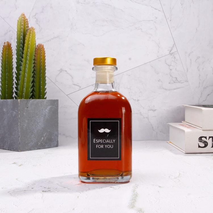 300ml Small Alcoholic Beverage Bottle 12oz Square Empty Glass Liquor Bottle With Cork For Whisky