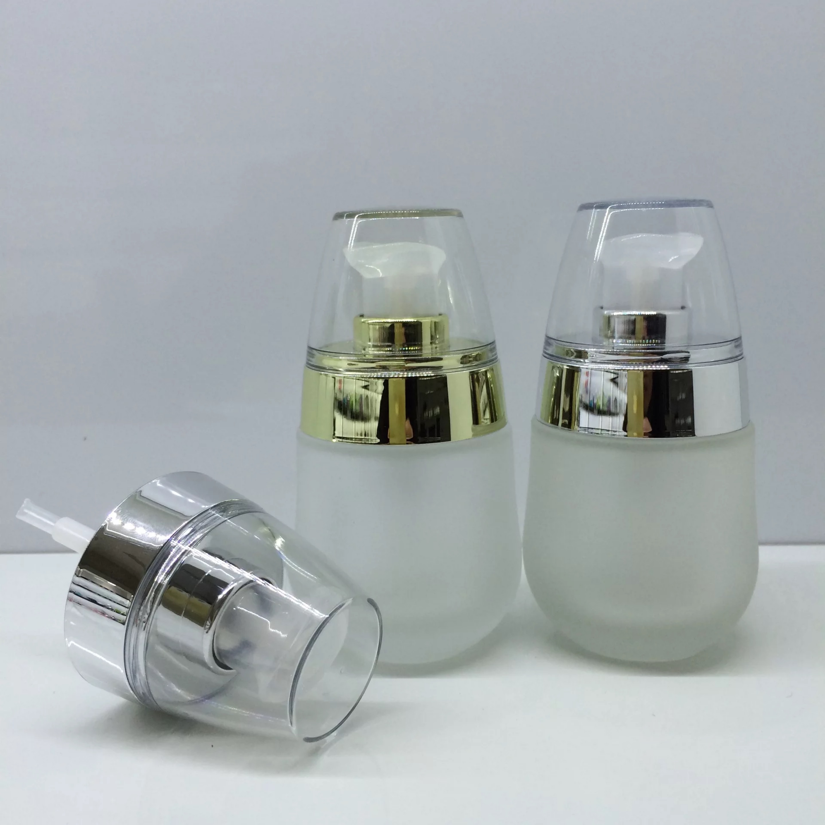 30g 50g 30ml 50ml 120ml Cosmetic frosted glass jars container with gold cap / Luxury cream pump bottle for foundation