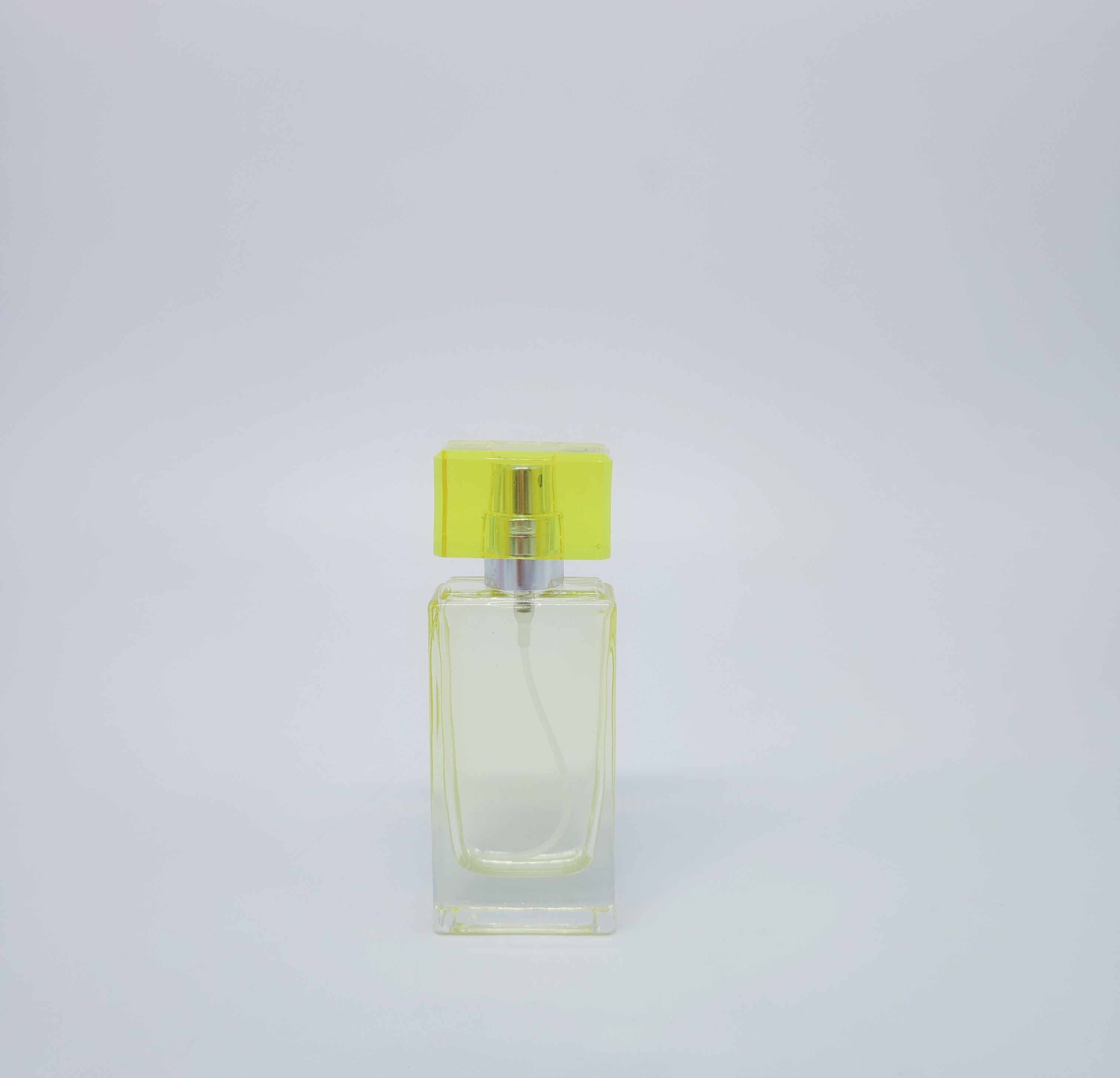 30ml 1oz luxury colored design OEM makeup filler screw sprayer glass perfume bottle