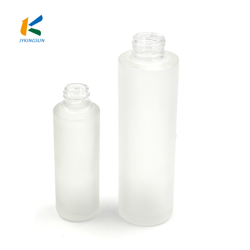 30ml 50ml 100ml 120ml 150ml frosted glass cosmetic essential oil bottle with spray or pump cap