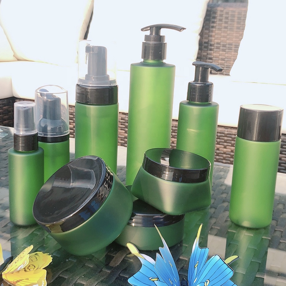 30ml 50ml 100ml,120ml 200ml 250ml 500ml Plastic cosmetic bottle jars with lid Cream Jar bottle