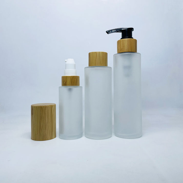30ml 50ml 100ml 120ml clear Frosted glass cosmetic bottle with bamboo pump lotion spray caps container