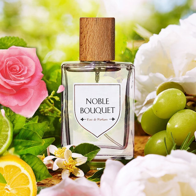 30ml 50ml 100ml Wholesale Luxury Custom Refillable Crystal Spray Empty Glass Perfume Bottles with Wooden Cap