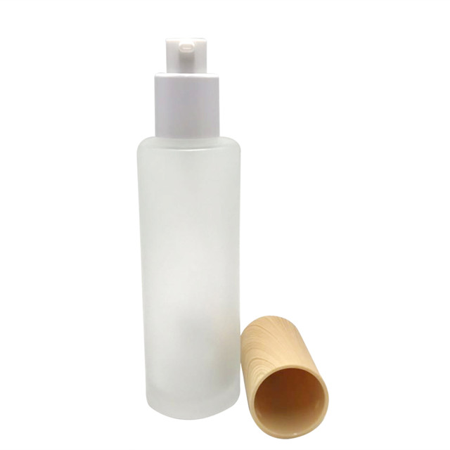 30ml 50ml 100ml flat shoulder cosmetic packaging containers bamboo cap frosted glass spray bottle