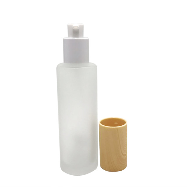 30ml 50ml 100ml flat shoulder cosmetic packaging containers bamboo cap frosted glass spray bottle