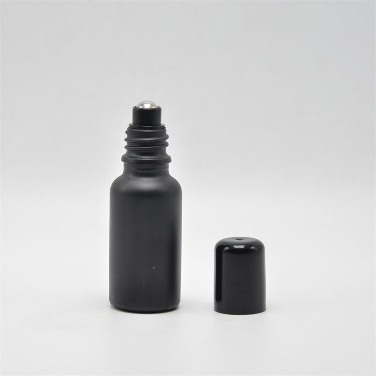 30ml 50ml 100ml matte black essential oil frosted glass bottle with dropper and roller and spray