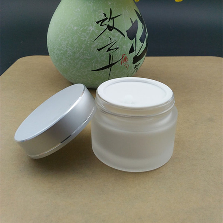 30ml 50ml 100ml white frosted glass cosmetic Jar 30g 50g 100g cream container with silver lid