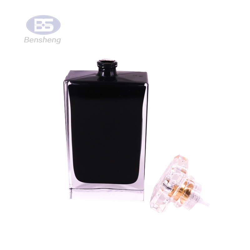 30ml 50ml Empty Refillable Square Glass Perfume Spray Bottle With Ps Cap