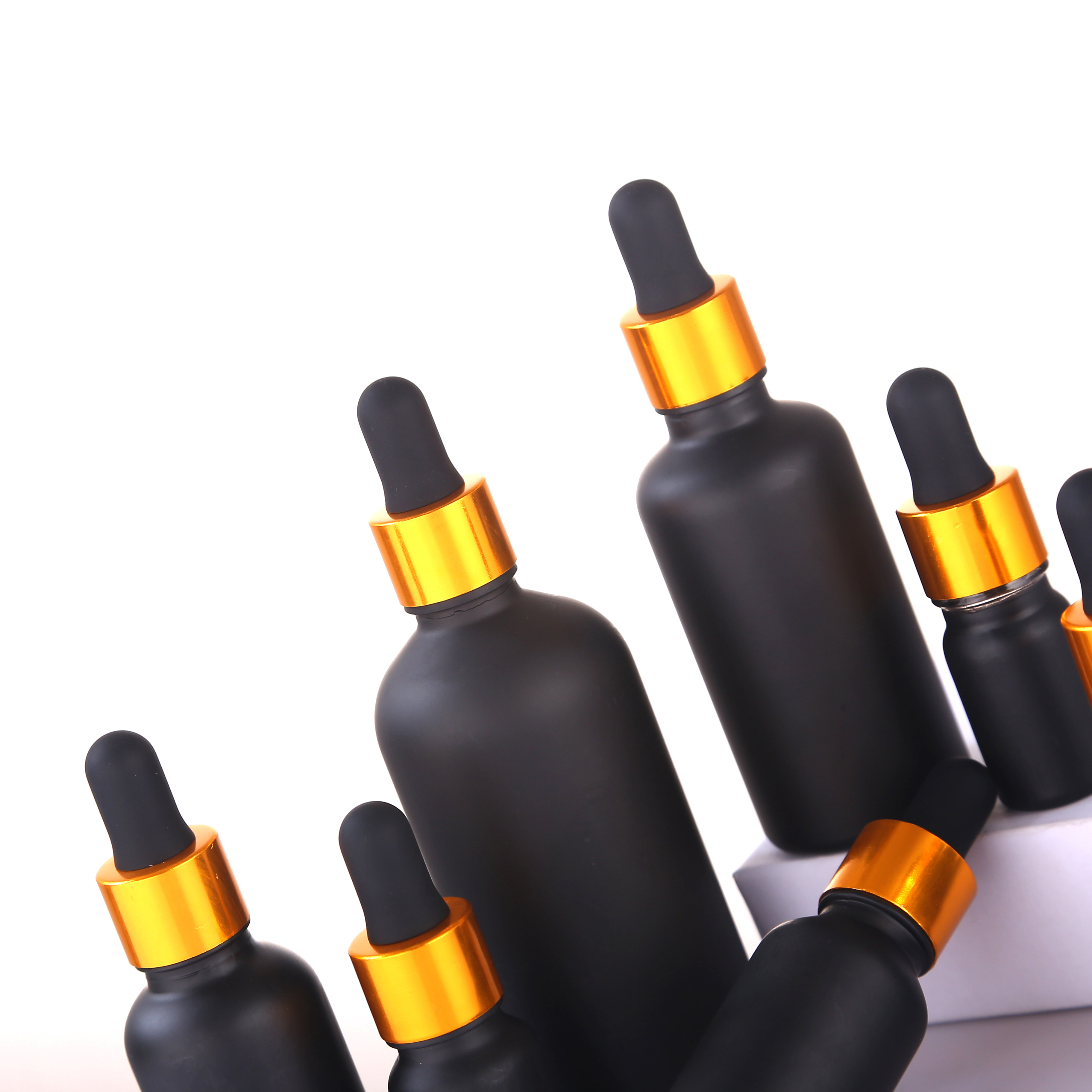 30ml 50ml frosted/matt black cosmetic glass dropper bottle CBD oil essential oil bottle with gold screw cap