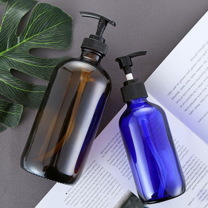 30ml 60ml 120ml 250ml 500ml boston round cosmetic packaging purple glass bottle with pump sprayer