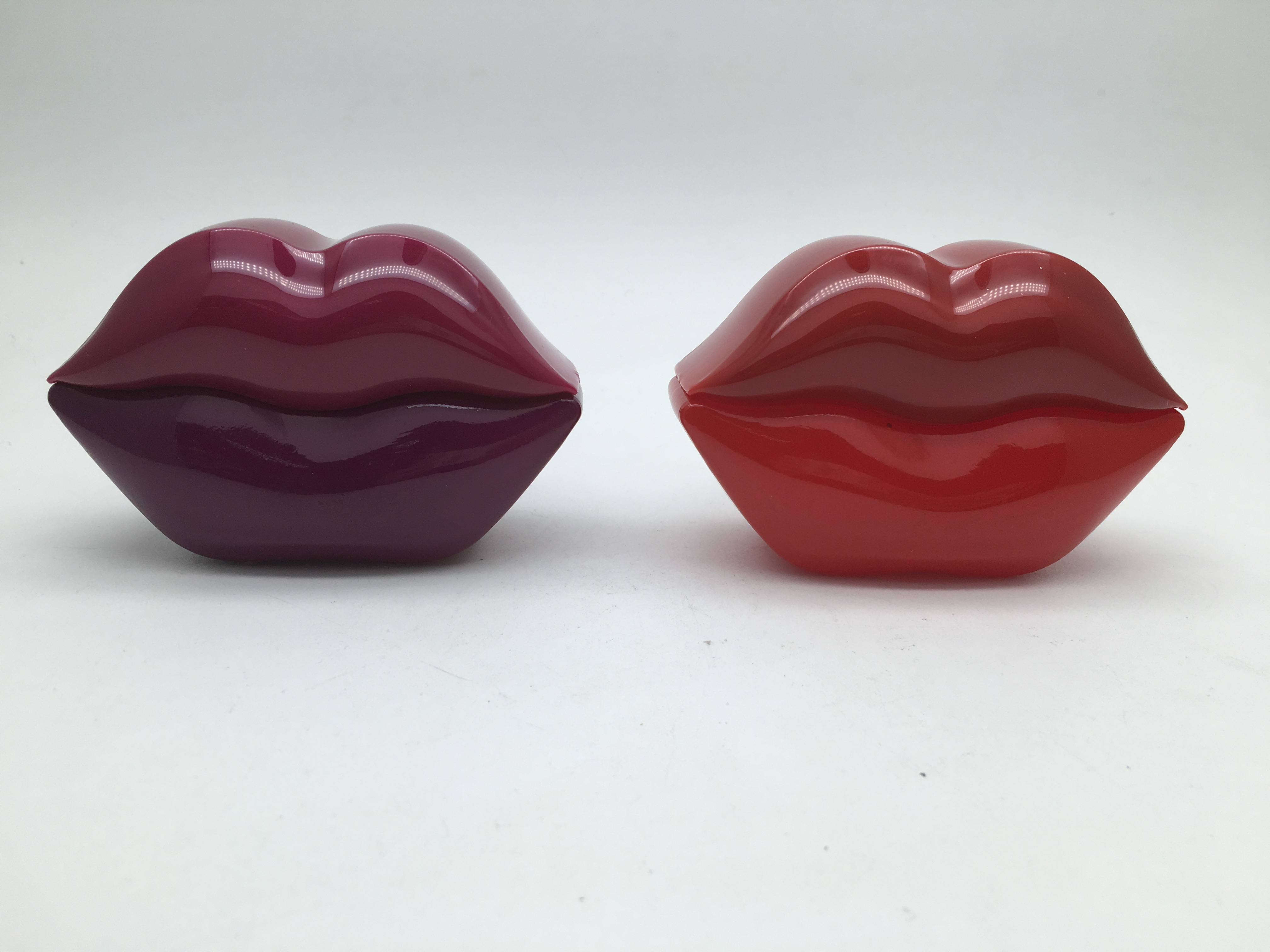 30ml 60ml lips shape sexy perfume glass bottle for personal care