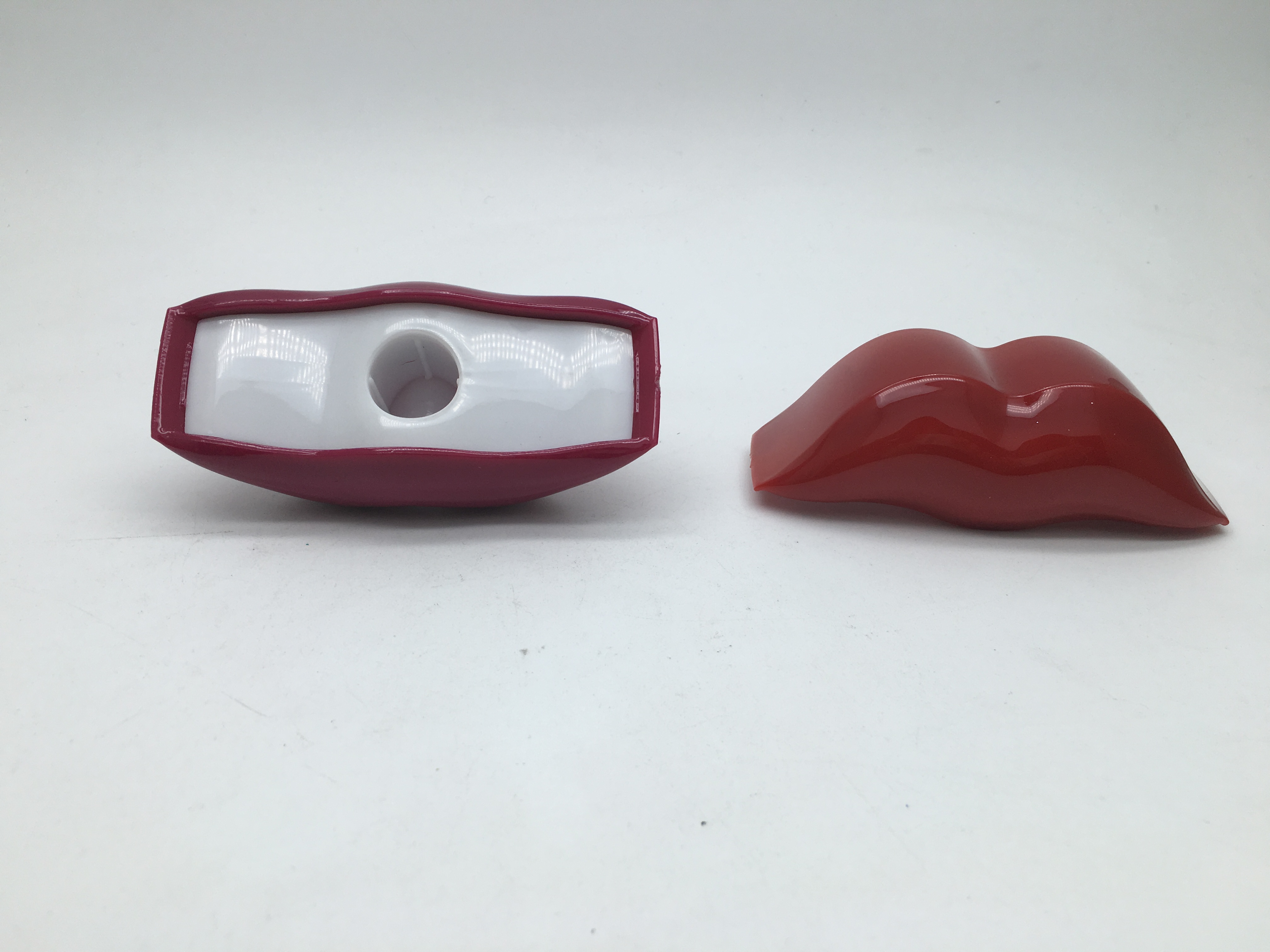 30ml 60ml lips shape sexy perfume glass bottle for personal care