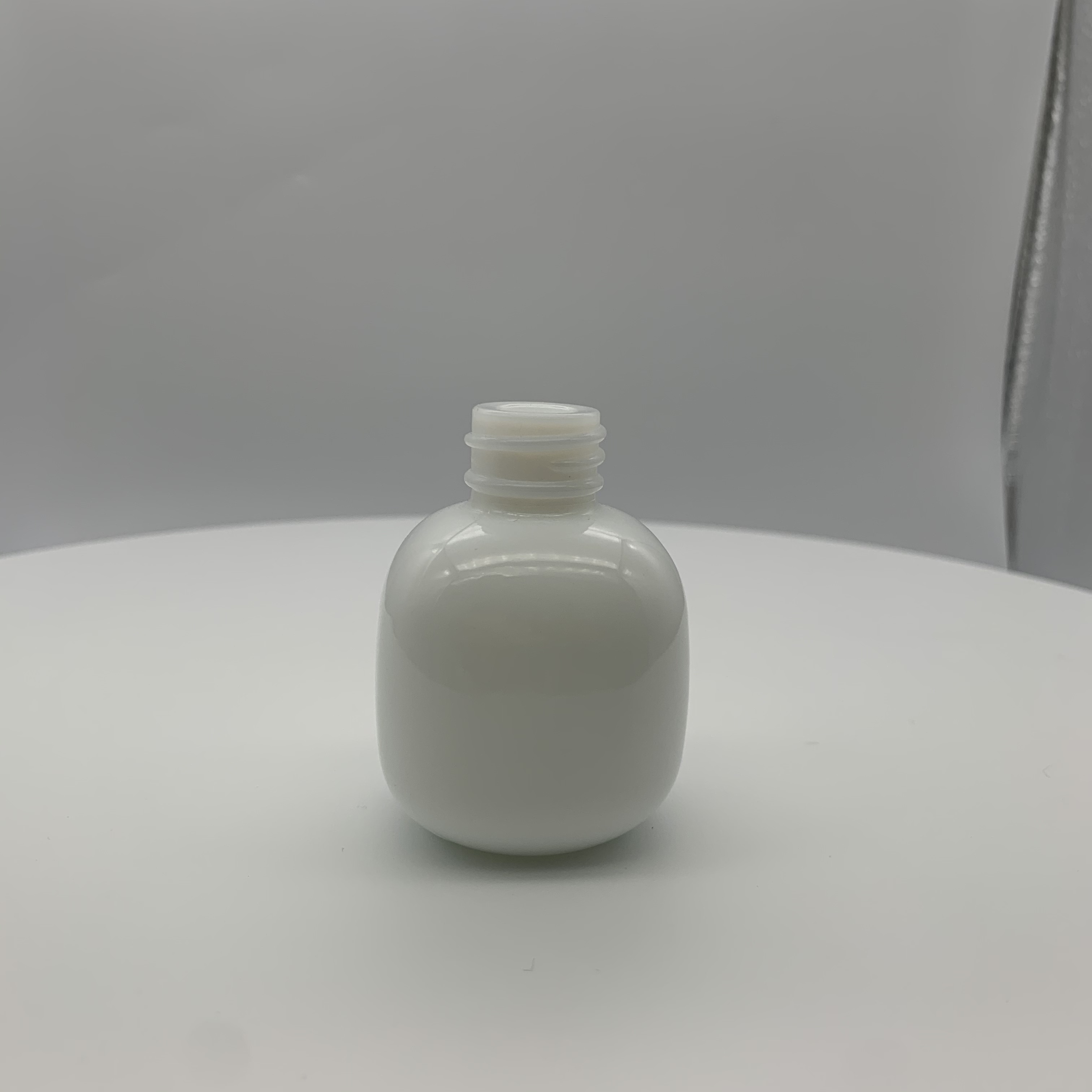 30ml Essential oil luxury opal white porcelain glass dropper bottle
