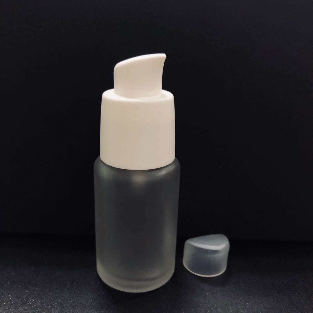30ml Glass pump bottle glass spray bottle