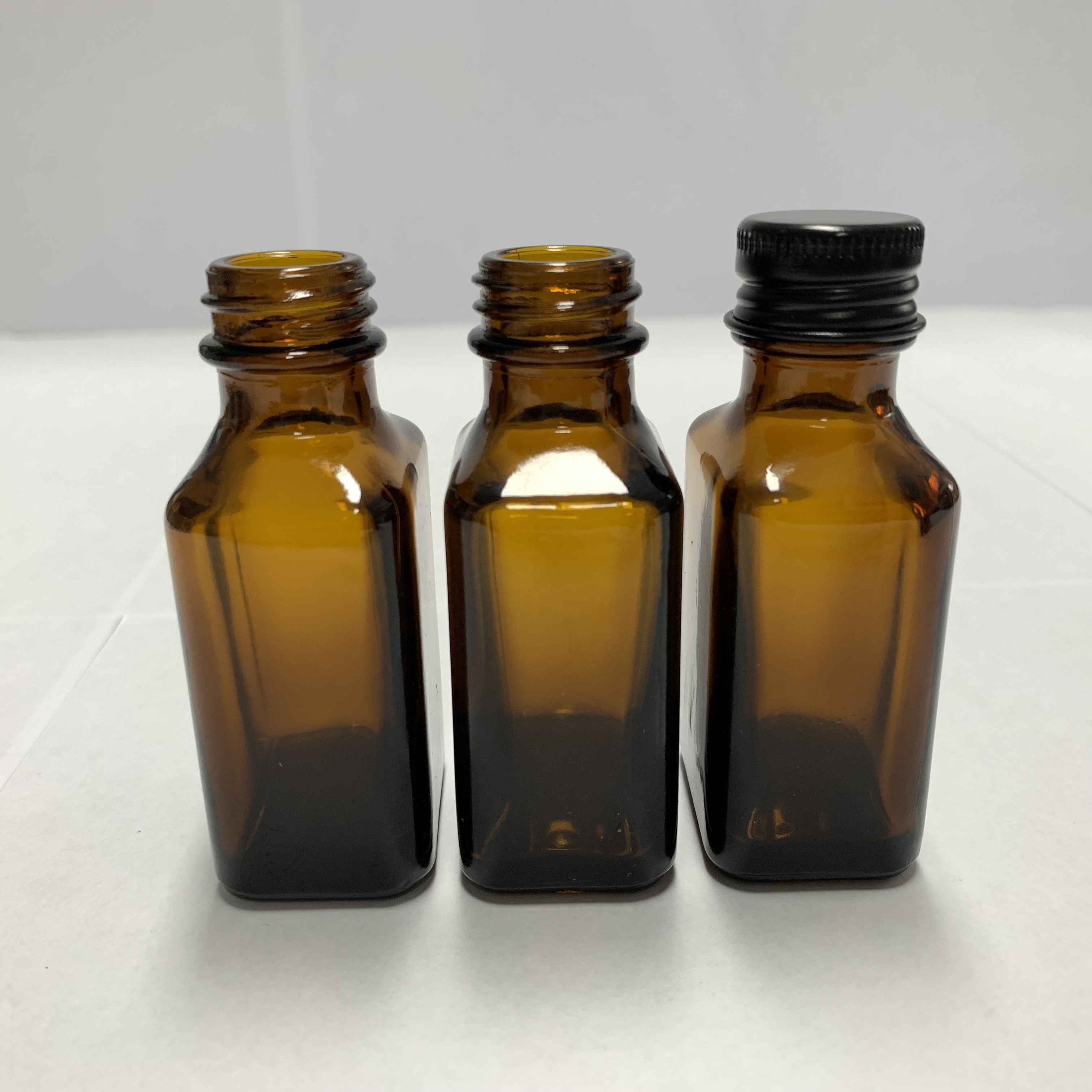 30ml Mini amber flat square wine glass bottles with aluminum cap