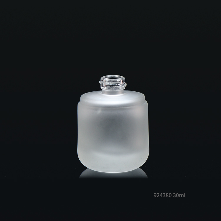 30ml airless serum cosmetic foundation liquid glass bottle packaging lotion bottle