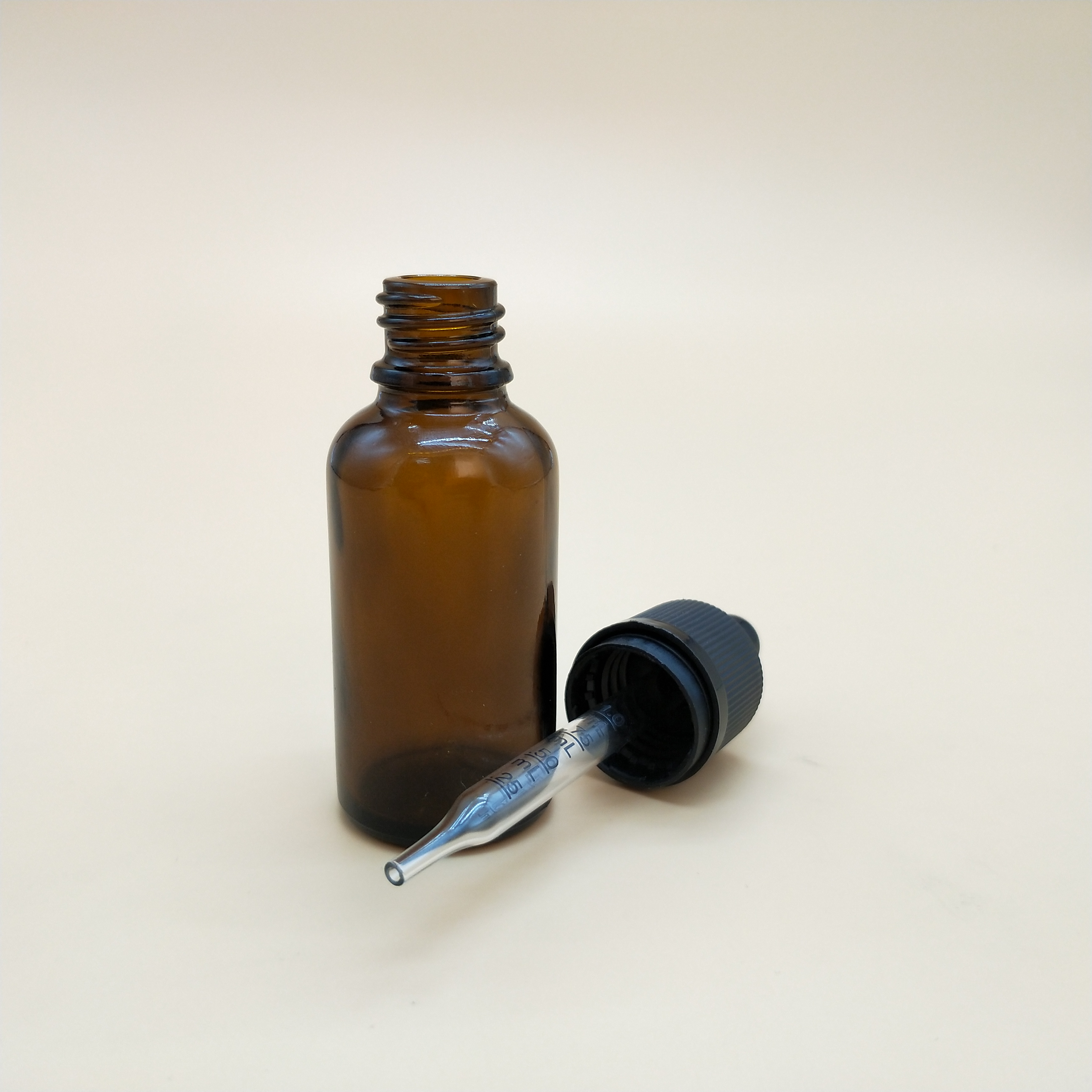 30ml amber e juice bottles with measurements glass dropper 1oz essential oil bottles 30ml glass CBD oil containers