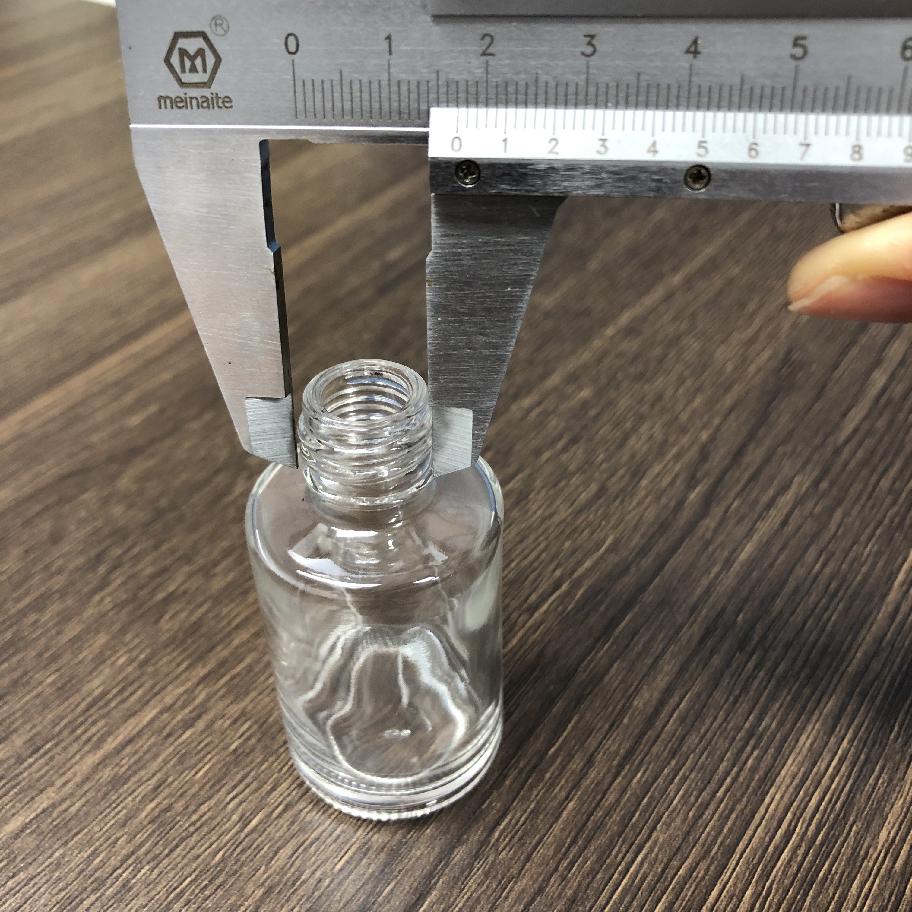 30ml cosmetic cream glass bottle with customized color spraying outside