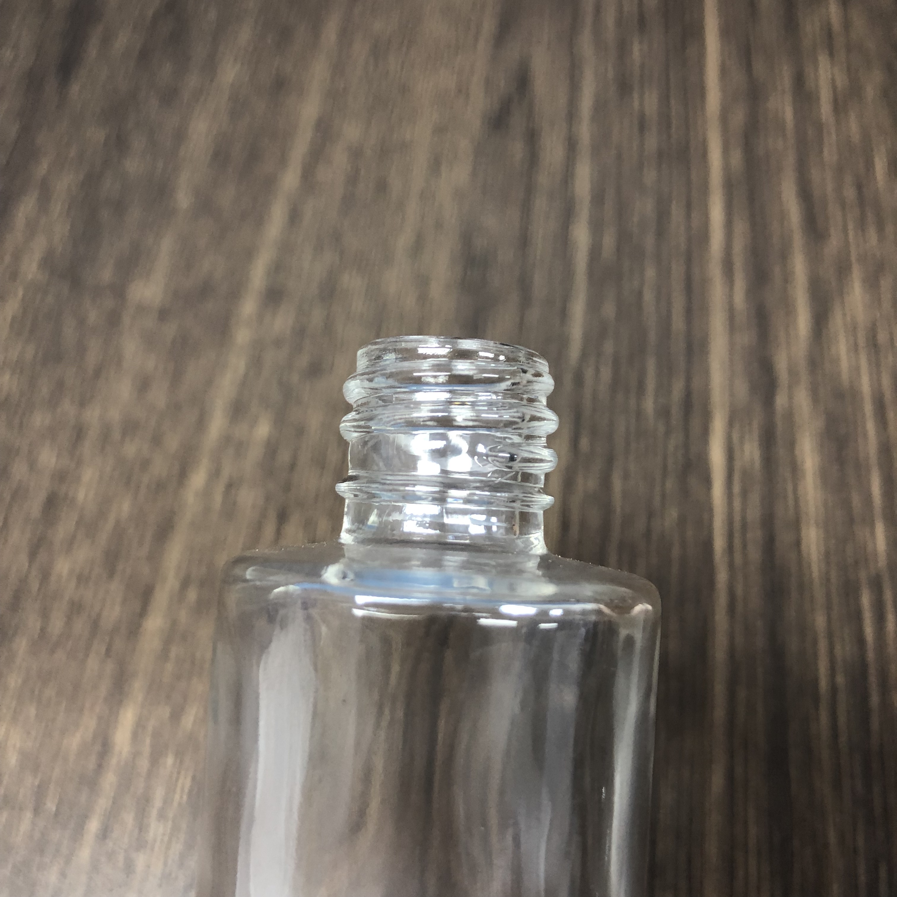 30ml cosmetic cream glass bottle with customized color spraying outside