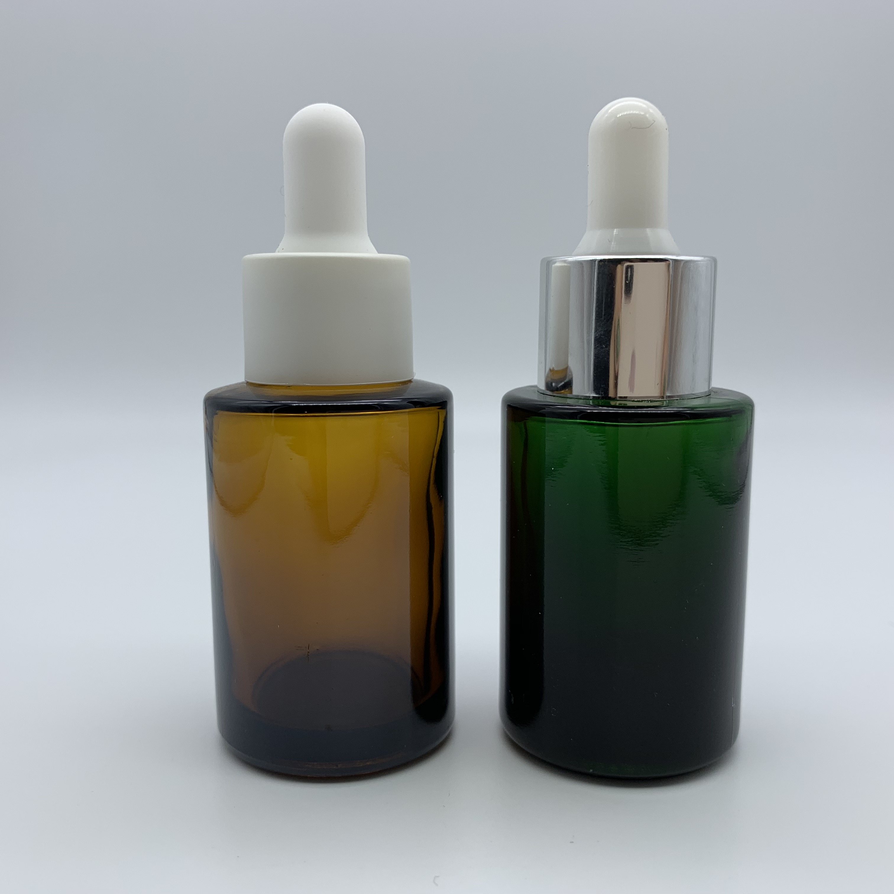 30ml flat shoulder gold essential oil bottle