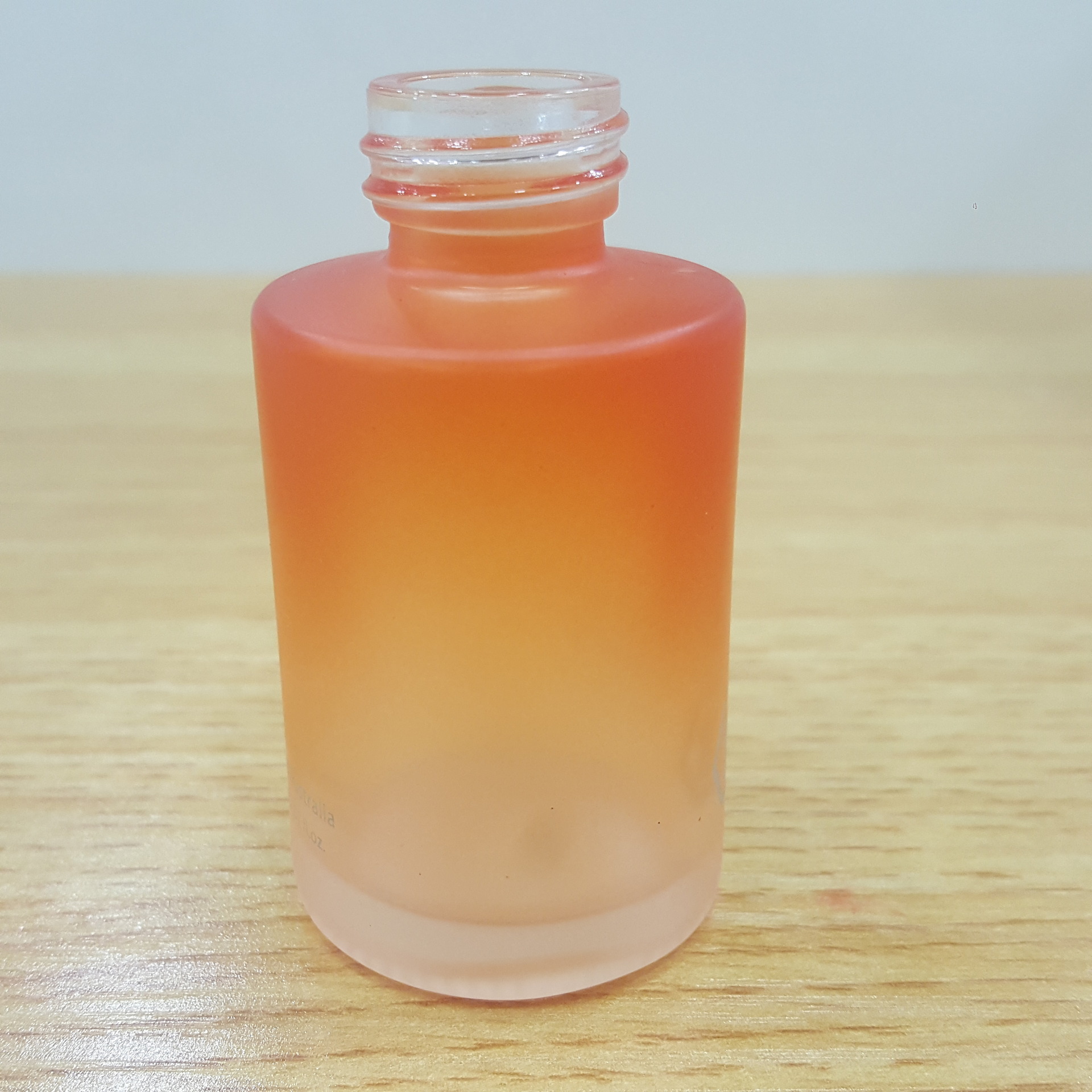 30ml glass cosmetic Flat shoulder frosted clear dropper bottle matte Orange gradient essential oil bottle with white dropper