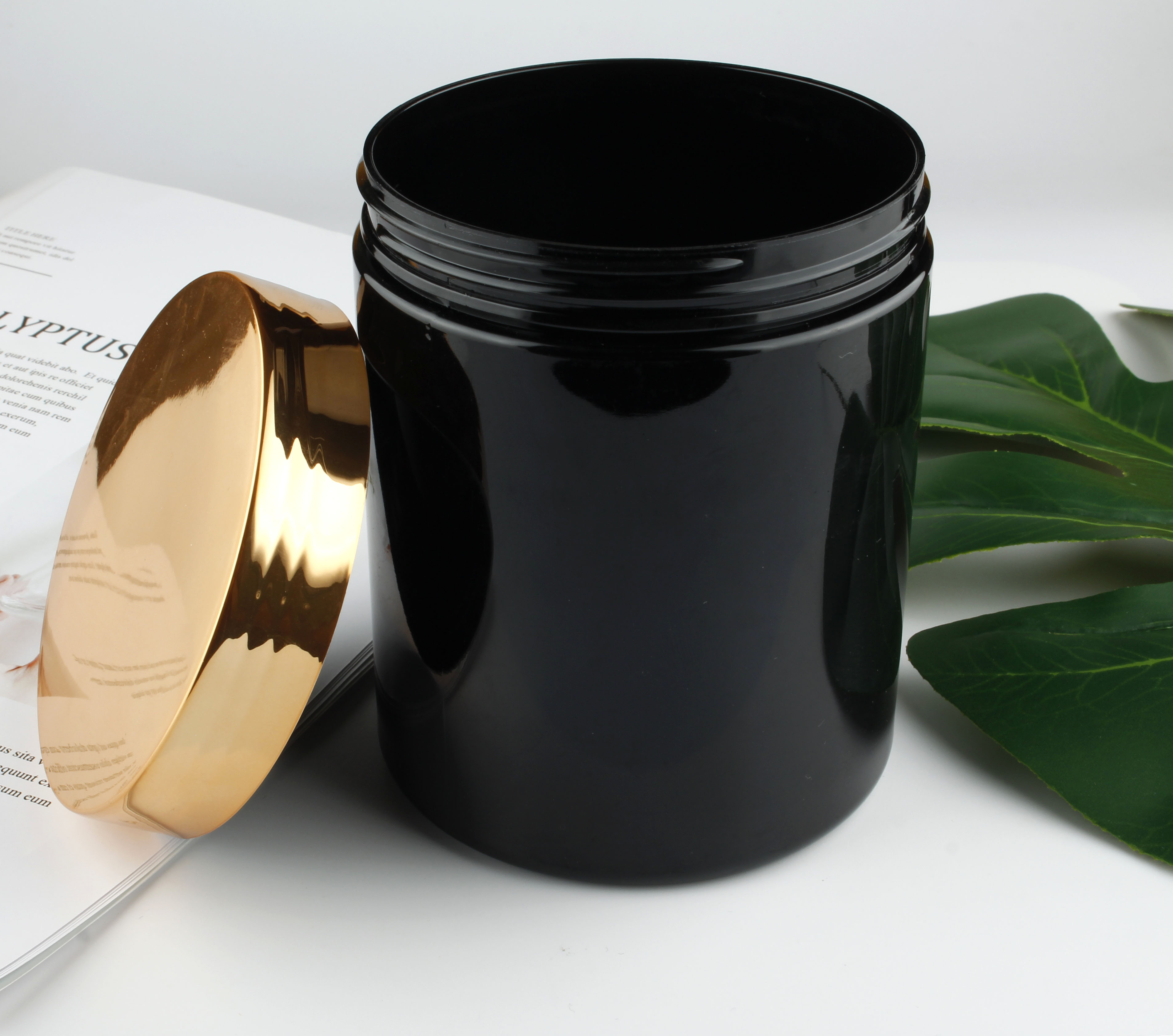 32 ounce Black Plastic Jars with Aluminum Gold Lids