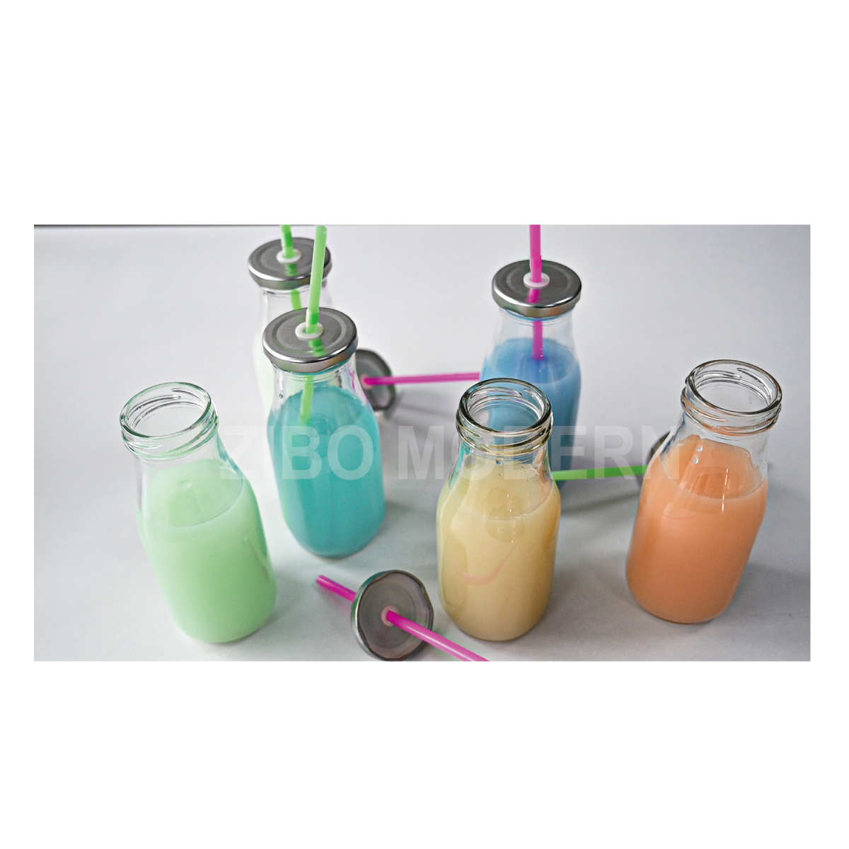 320 ml/11 Oz Glass Milk Juice Bottle With Lid And Straw Milk Bottle Drinking Beverage Bottle