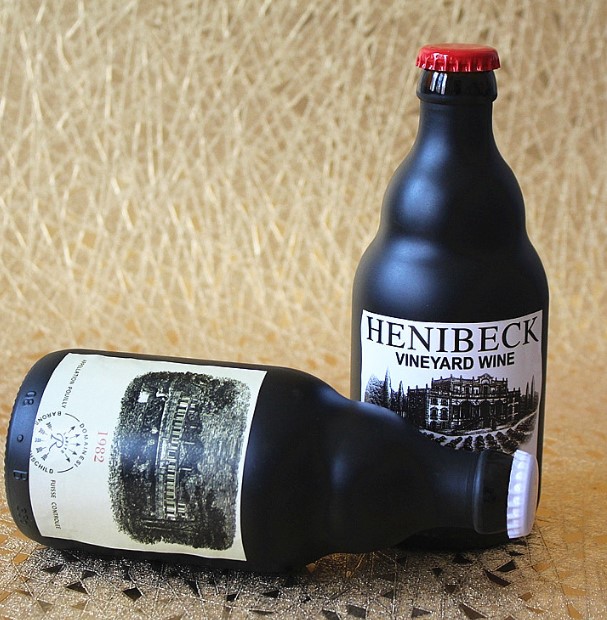 330 ml frosting black White bear custom wine beer bottle empty wine bottle