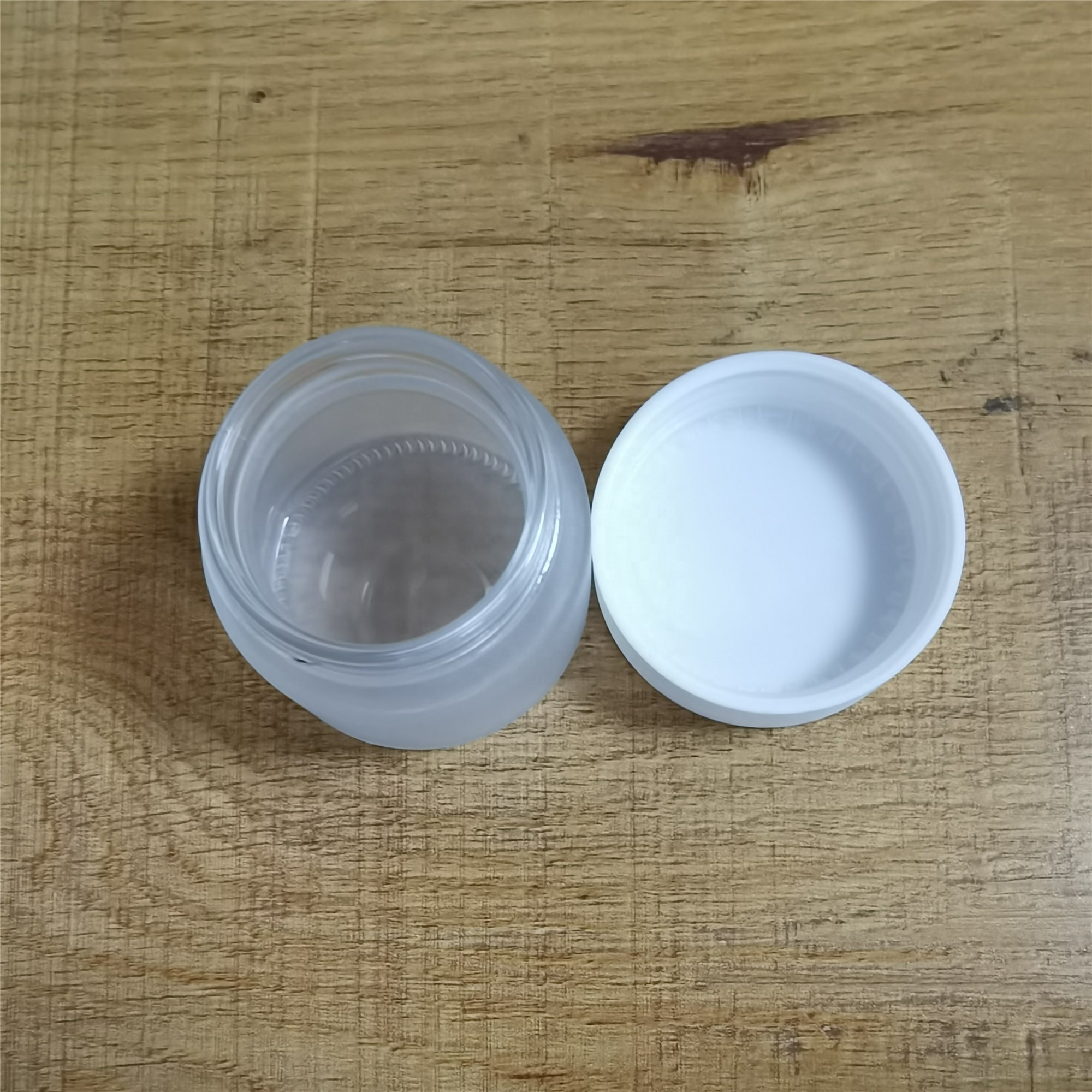 420 Focus Frosted Child Resistant Glass Jar With CR White Lid- 2 oz