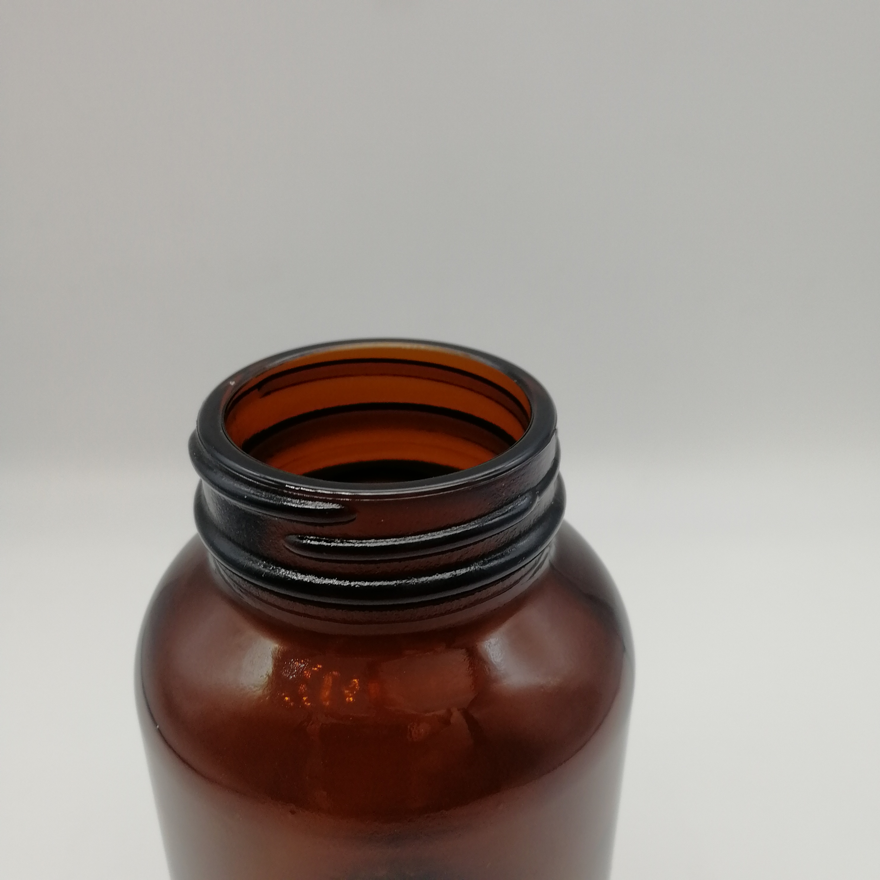 44mm amber uv protection 8oz 250ml glass wide mouth bottle with stainless steel foam soap dispensing pump