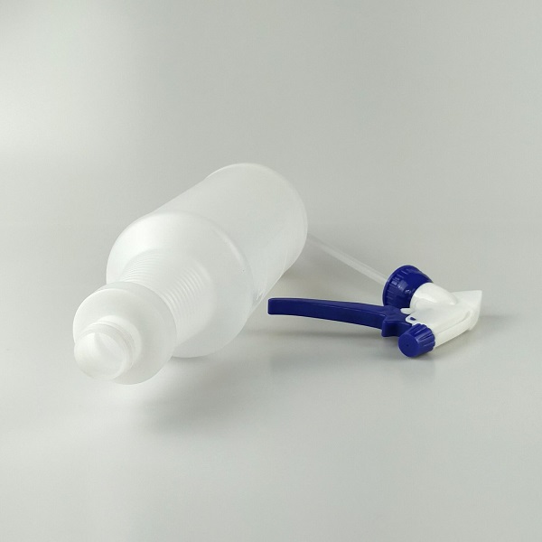 450ml 710ml 1000ml HDPE chemical bottle with trigger sprayer made in China